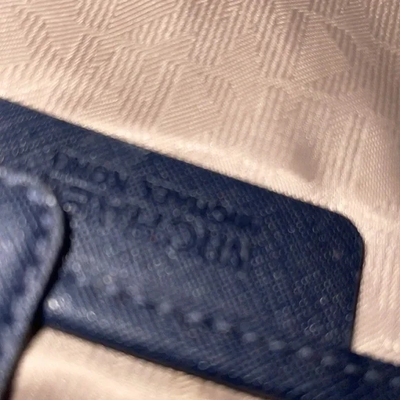 🫐Micheal Micheal Kors Crossbody and Wallet🫐 - Picture 14 of 14